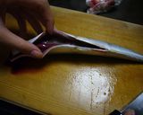 A picture of step 7 of How to Filet a Pacific Saury (Sanma).