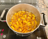 Foto del paso 7 de la receta: Pastel con piña y caramelo