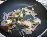 Foto langkah ke 4 dari resep Buncis Tuna Pedas.