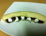 A picture of step 3 of S'mores Banana.