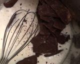 Foto del paso 11 de la receta: Pastel con relleno y cubierta de Chocolate