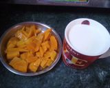 A picture of step 2 of Mango Shake.