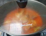 Foto langkah ke 5 dari resep Gulai Ayam Kentang.