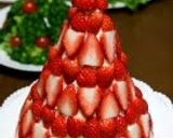 A picture of step 15 of Christmas Tree Cake.