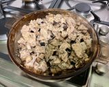 Une image de l'étape 7 de Poulet mariné aux aubergines et parmesan.