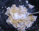A picture of step 4 of Sesame jaggery cannoli.