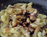 Foto del paso 3 de la receta: Arepa🫓 rellena de berenjena🍆 ahumada, vegetales🧅🍅🥙 y aderezo🤔