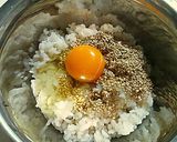 A picture of step 1 of Egg over Rice with Shio-Kombu.