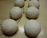 A picture of step 2 of Basic Plain Bagels.