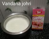 A picture of step 1 of मिक्स फ्रूट ट्राइफल पुुडिंग.