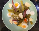Foto del paso 3 de la receta: Judía verde con anchoas, huevo duro y golpes de ligeresa