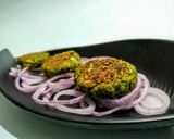 A picture of step 4 of Broccoli Spinch pea shammi.