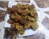 Foto del paso 8 de la receta: Buñuelos de acelga