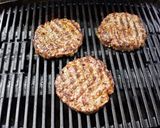 A picture of step 3 of Ultimate Bacon Cheeseburger.