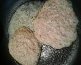 A picture of step 3 of Tuna Egg Cakes with Spicy Sauce.
