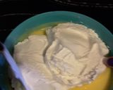 A picture of step 2 of Banana Graham pudding.