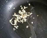 A picture of step 3 of Fried rice with shashlik.