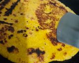 मक्की की रोटी(makki ki roti recipe in hindi) रेसिपी चरण 4 फोटो