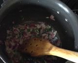A picture of step 2 of Beetroot and oats soup.