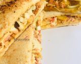 A picture of step 7 of SIMPLE SALAT SANDWICH🥪 by maryumms_cuisine🌸.