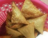 A picture of step 4 of Samosa.