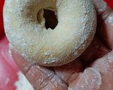 Foto langkah ke 16 dari resep Donat Tepung Protein Sedang.