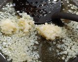 Foto del paso 1 de la receta: Amanida d'espinacs amb dátils i soja