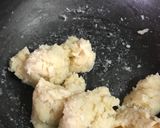 A picture of step 2 of Without potatoes French fries.