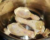 Foto del paso 1 de la receta: Muslos de pollo asados en olla de presión