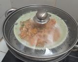 Foto langkah ke 4 dari resep Ayam Kukus Pedas Daun Jeruk.