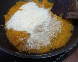 A picture of step 4 of Pumpkin ladoo.