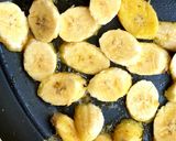 A picture of step 3 of French toast with bacon and caramelized bananas.