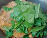 Foto langkah ke 4 dari resep Seblak sayur+ceker.