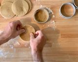 Foto del passaggio 10 della ricetta Crostata con Flan di crema al latte condensato
