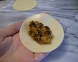 A picture of step 6 of Imitation Gyoza Cookies.