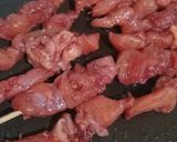 Foto langkah ke 3 dari resep Sate Ayam Merah saus Madu.