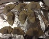 A picture of step 4 of Delicious Chocolate Pies Wrapped in Dumpling Wrappers.