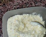 नारियल की बर्फी (Nariyal ki Barfi recipe in hindi) रेसिपी चरण 3 फोटो