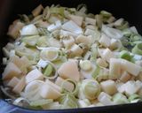 A picture of step 2 of Irmgards Cream of Leek & Potato Soup.