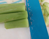 Foto del paso 5 de la receta: Ensalada de surimi