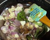 Foto langkah ke 2 dari resep Tumis Pepaya Muda.