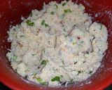 A picture of step 2 of Chicken Potato Samosa.