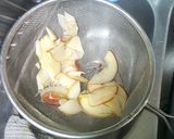 A picture of step 7 of Apple Rose Pastries.
