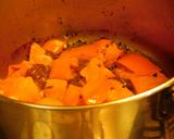 உருளை ஸ்டவ்ட் டம்ப்லிங்க்ஸ் கூடிய தக்காளி குழம்பு (Urulai stuffed dumblings recipe in tamil) ரெசிபி ஸ்டேப் 7 புகைப்படம்