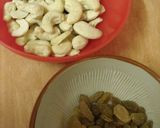 A picture of step 3 of Vegan Friendly Nuts and Mushroom Curry.