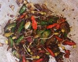 Foto langkah ke 4 dari resep Tumis Klothok / Oseng Klothok.