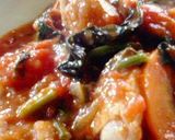 A picture of step 4 of Chicken Stew with Canned Whole Tomatoes.