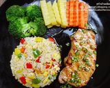 รูปขั้นตอนการทำที่ 5 ของ ข้าวผัดไข่ & สเต็กหมูเทอริยากิ