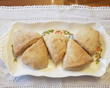 Foto del paso 7 de la receta: Scones integrales con suero de leche