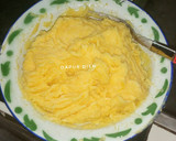 Foto langkah ke 2 dari resep Bolu Tape Putih Telur.